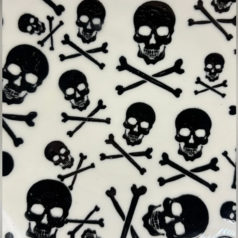 Coco + Lola Skull Crossbones Black & White Serving Bowl, Fruit Bowl, Serveware
